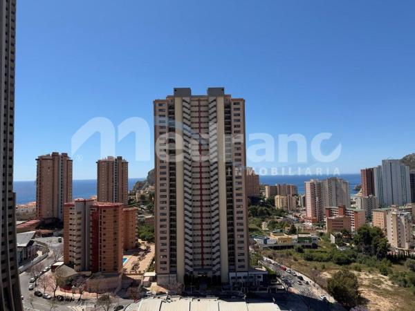 Продажа квартиры на Piso en Playa de Poniente, Benidorm, Бенидорм
thumbnail 2