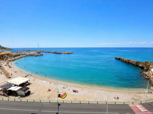 Sale of flat in Piso en Calle Currica, Zona de Mascarat, Altea, Altea
thumbnail 1