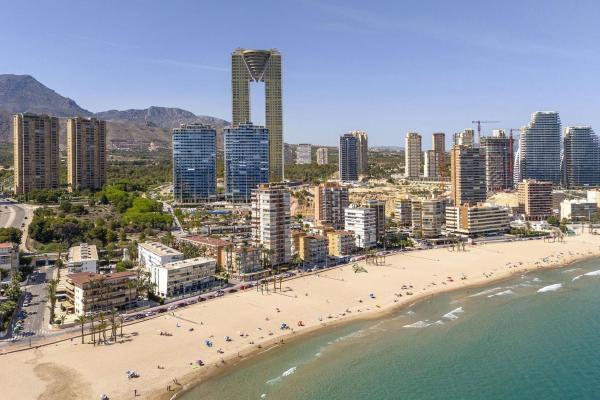 Sprzedaż mieszkania w Piso en Avenida de Mejico, Playa de Poniente, Benidorm, Benidorm
photo 1
