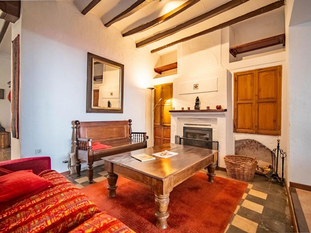Properties for sale and rent in Spain photo 4