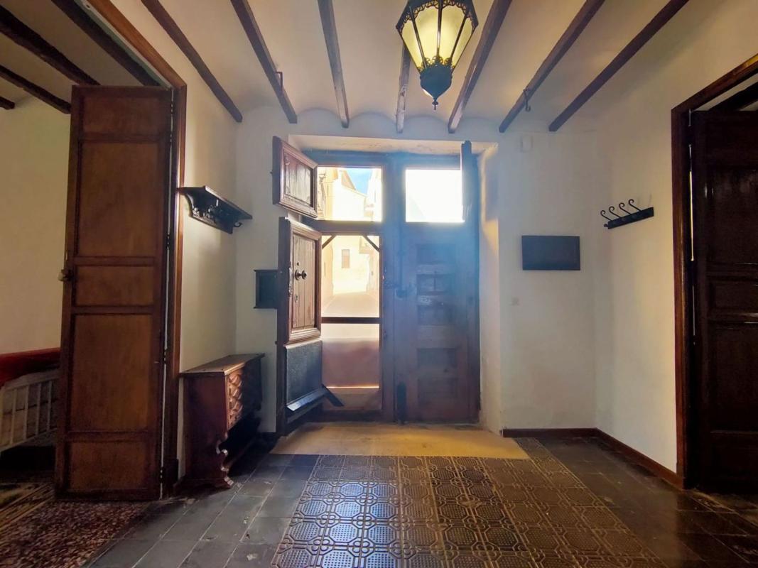Properties for sale and rent in Spain photo 2