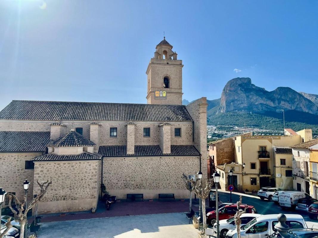 Properties for sale and rent in Spain photo 3