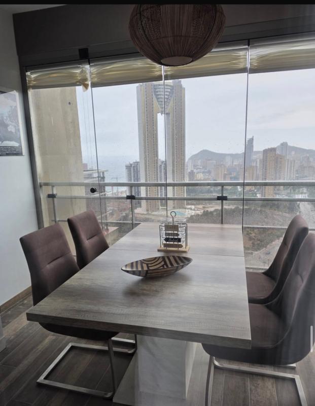 Продажа квартиры на Piso en Calle Presidente Adolfo Suárez, Pueblo Poniente, Benidorm, Бенидорм
photo 1