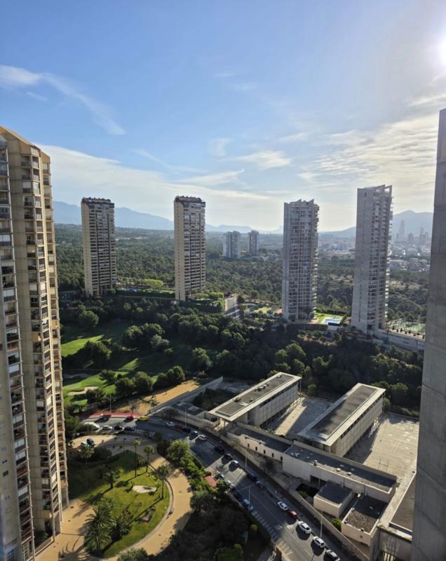 Продажа квартиры на Piso en Calle Presidente Adolfo Suárez, Pueblo Poniente, Benidorm, Бенидорм
photo 3
