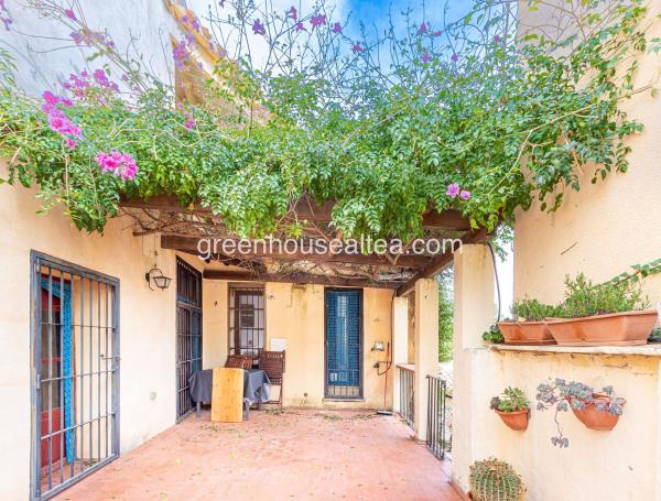 Chalet pareado en Calle Sant Vicent, Casco urbano, Polop thumbnail 1