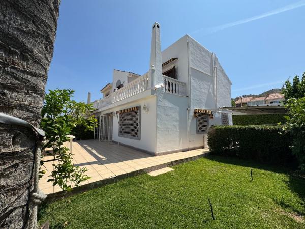 Chalet adosado en Dr. Severo Ochoa, 2, Zona Sierra Helada, Benidorm photo 1