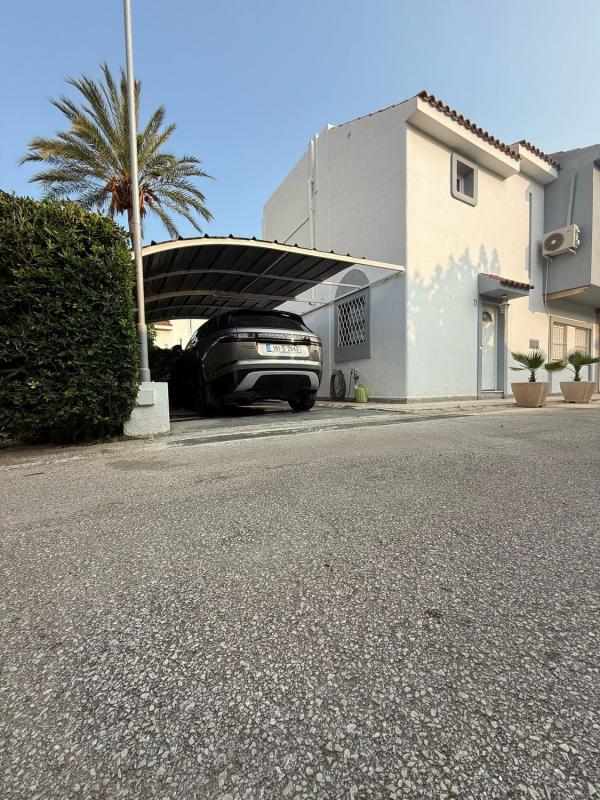 Venta de chalet adosado en Chalet adosado en Dr. Severo Ochoa, 2, Zona Sierra Helada, Benidorm , Benidorm photo 2