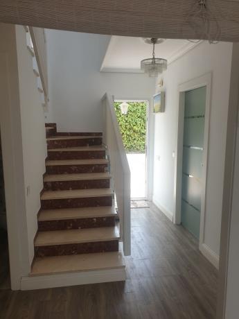 Chalet adosado en Dr. Severo Ochoa, 2, Zona Sierra Helada, Benidorm photo 4