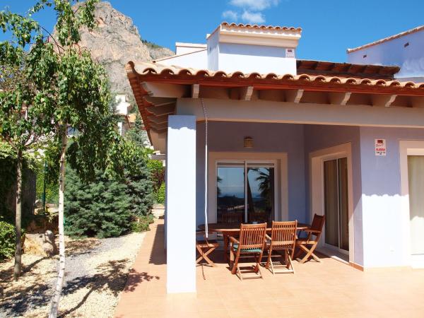 Chalet pareado en Casco urbano, Polop photo 4