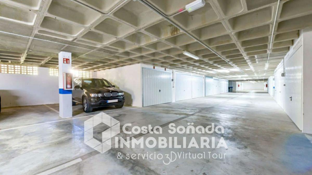 Продажа квартиры на Piso en Complejo Puerto Dep.l.campomanes, Zona de Mascarat, Altea, Алтея
 photo 2