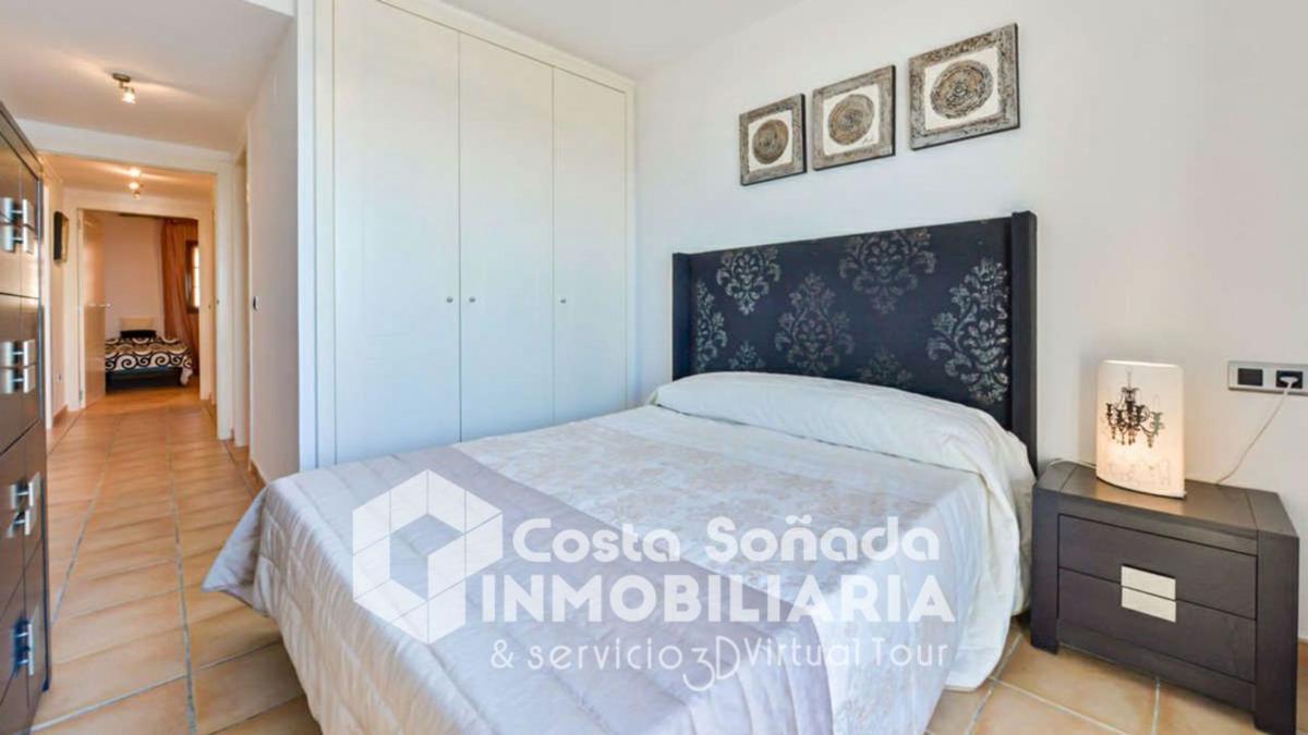 Продажа квартиры на Piso en Complejo Puerto Dep.l.campomanes, Zona de Mascarat, Altea, Алтея
 photo 5