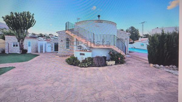 Chalet pareado en La Nucia Pueblo, La Nucia thumbnail 3