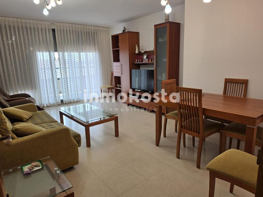 Sale of apartment in Piso en Avenida Marina Alta, Playa de Poniente, Benidorm, Benidorm
 photo 3