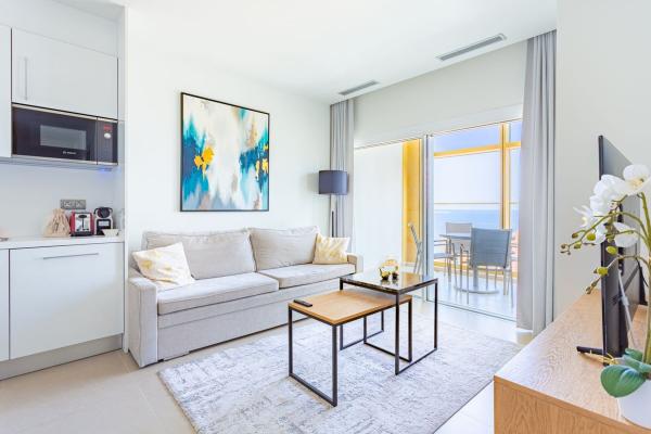 Продажа квартиры на Piso en Avenida de Mejico, 7, Playa de Poniente, Benidorm, Бенидорм
thumbnail 2