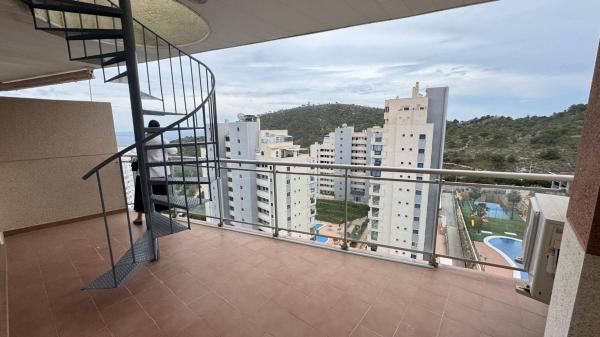Ático en venta en  Cala de Villajoyosa , La Villajoyosa / Vila Joiosa photo 1