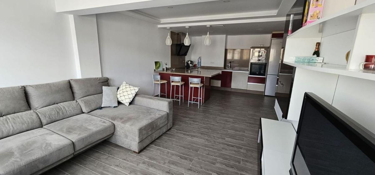 Venta de piso en Piso en Avenida Mare de Déu del Sofrat, Puerto, Benidorm, Benidorm
 photo 4