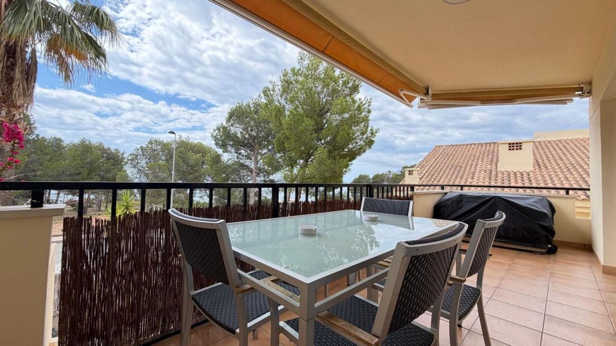 Продажа квартиры на Piso en Zona de Mascarat, Altea, Алтея
 photo 3