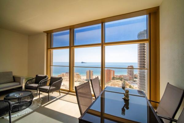 Продажа квартиры на Piso en Avenida Mexico, 9, Playa de Poniente, Benidorm, Бенидорм
thumbnail 3