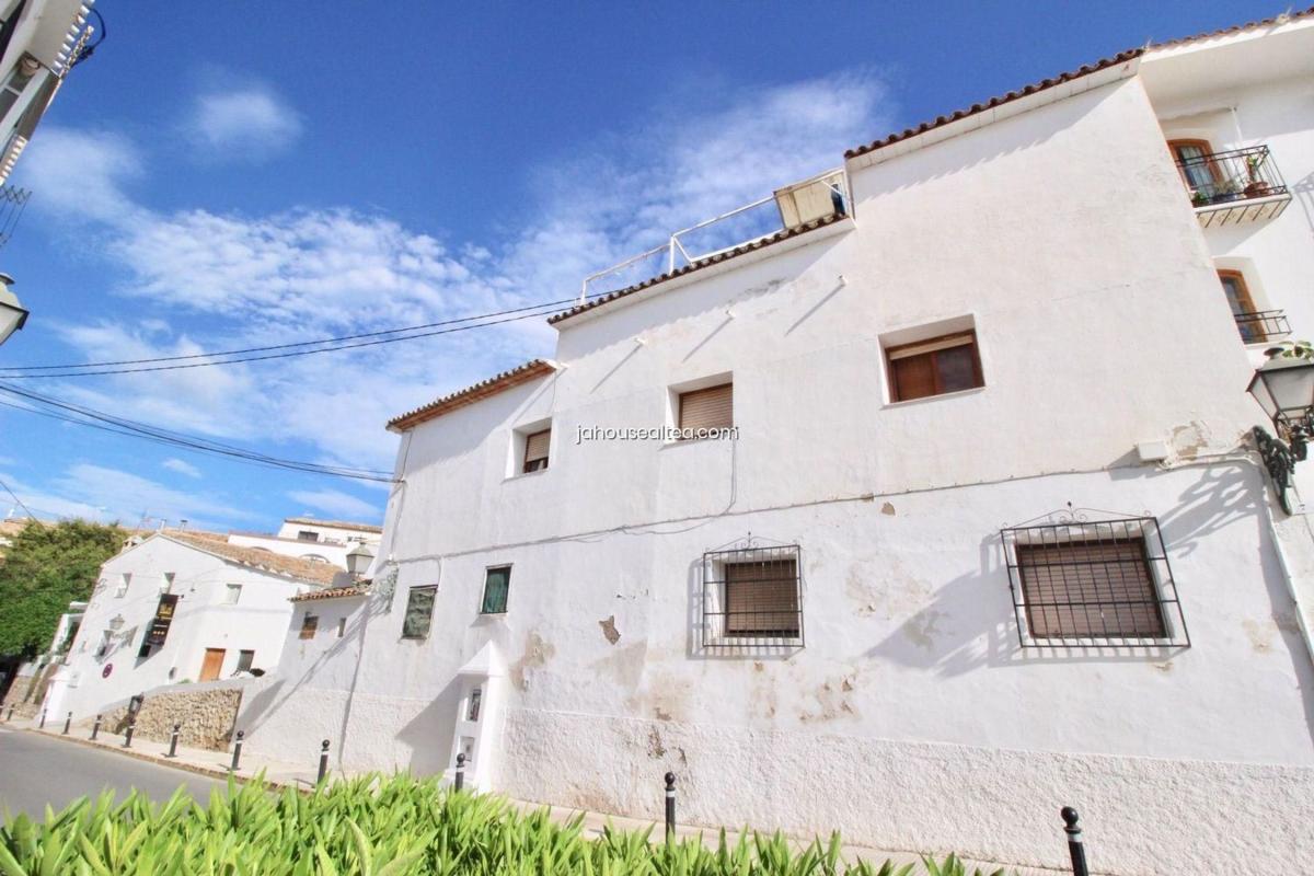 Propiedades en venta y alquiler en España photo 2
