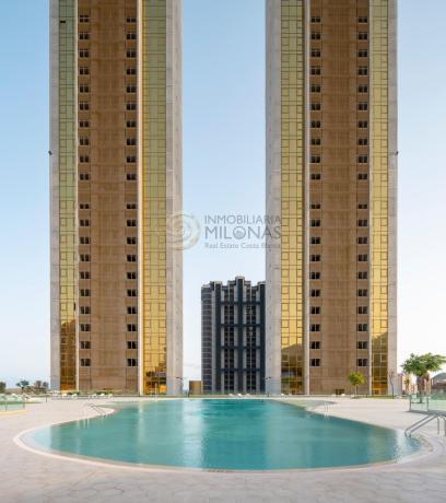 Продажа квартиры на Piso en Avenida de Mejico, 7, Playa de Poniente, Benidorm, Бенидорм
thumbnail 2