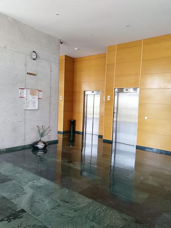 Продажа квартиры на Piso en Calle Presidente Adolfo Suárez, 10, Pueblo Poniente, Benidorm, Бенидорм
 photo 3