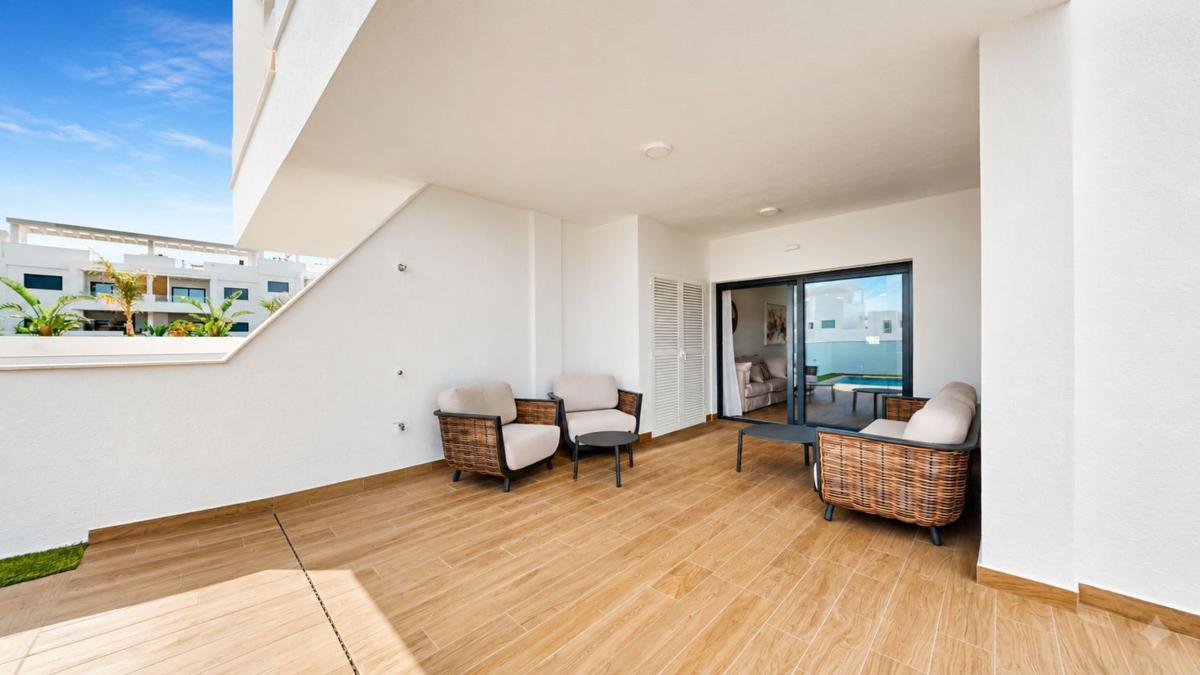 Продажа квартиры на Piso en Calle de Veneçuela, 30, Balcón de Finestrat-Terra Marina, Finestrat, Финестрат
 photo 5