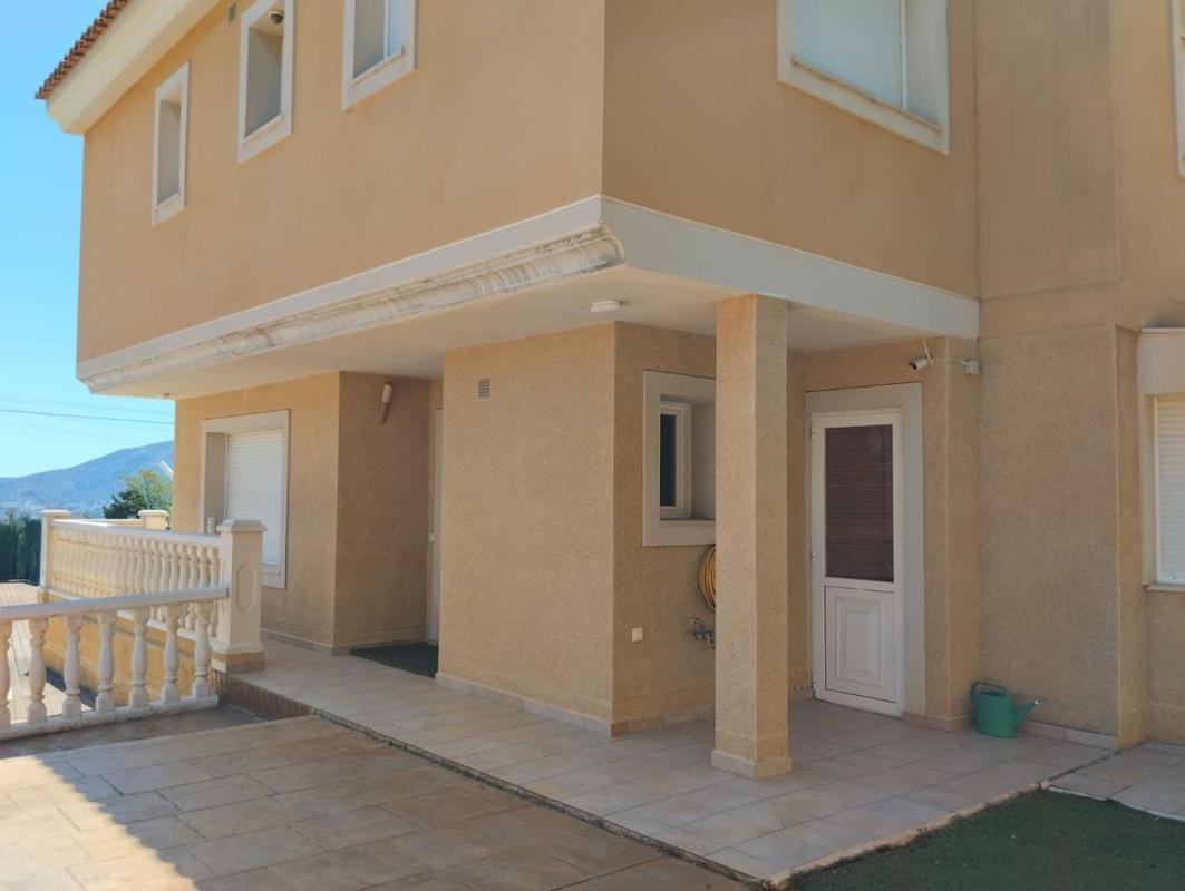 Properties for sale and rent in Spain photo 2