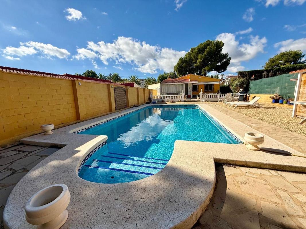 Properties for sale and rent in Spain photo 1