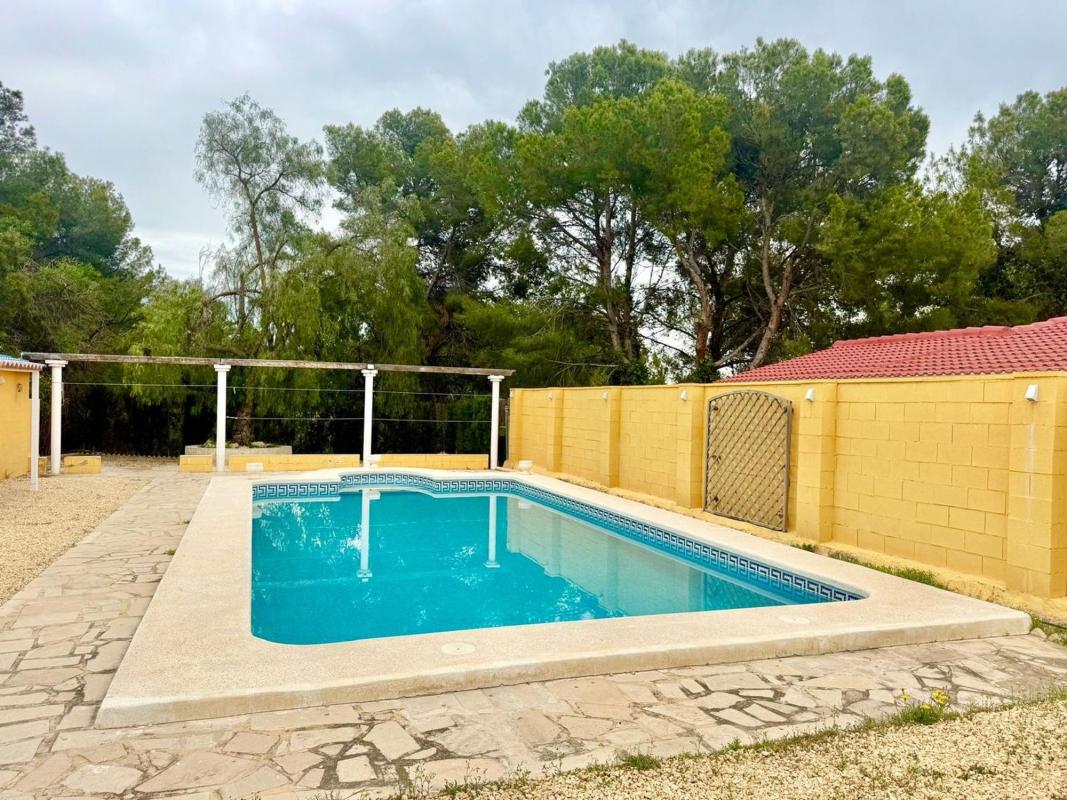 Properties for sale and rent in Spain photo 5
