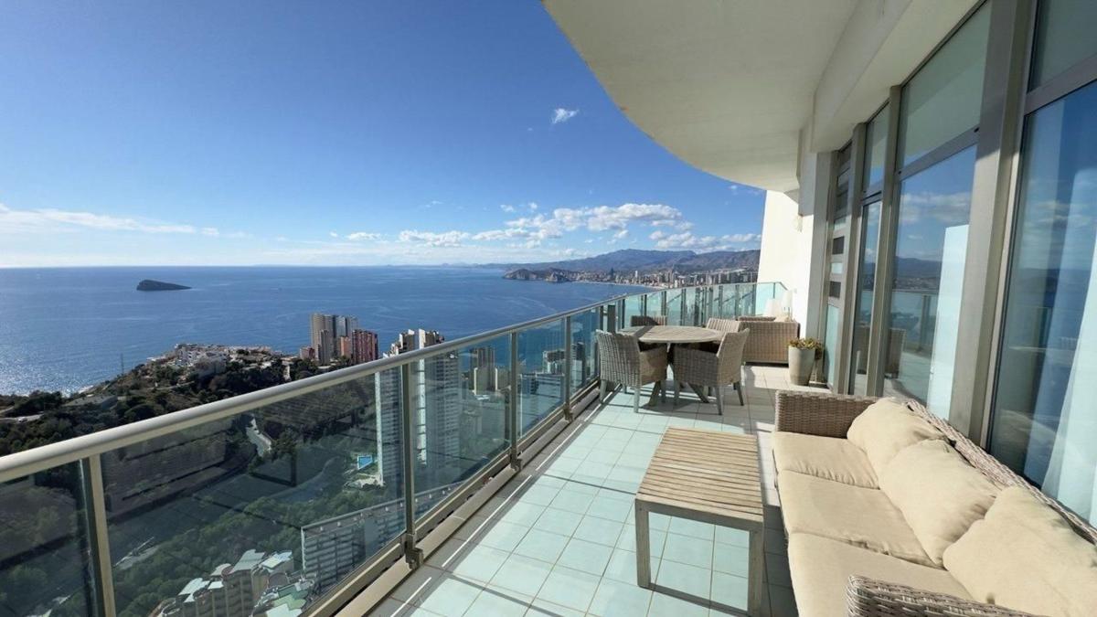 Sale of apartment in Piso en Calle de Viena, Zona Sierra Helada, Benidorm, Benidorm
photo 1
