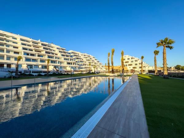 Продажа квартиры на Piso en Balcón de Finestrat-Terra Marina, Finestrat, Финестрат
thumbnail 1
