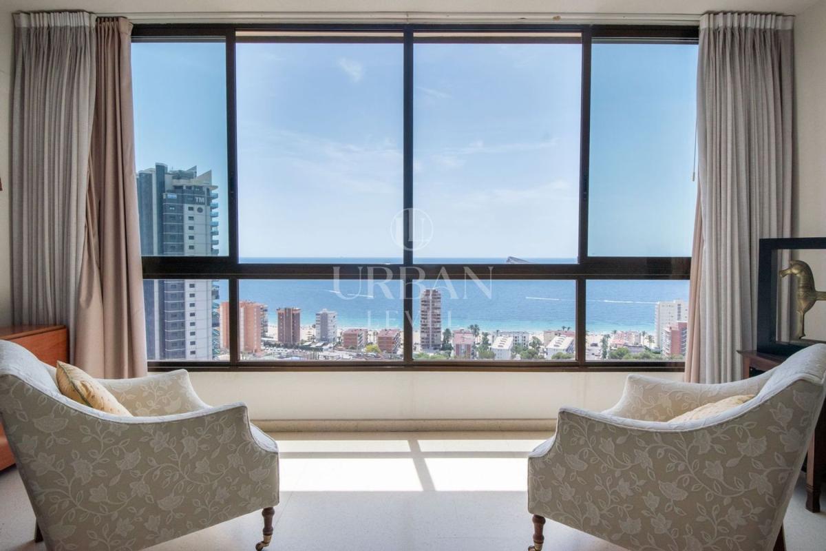 Продажа квартиры на Piso en Playa de Poniente, Benidorm, Бенидорм
photo 1