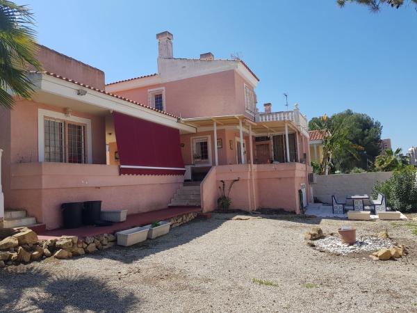 Chalet pareado en Zona Sierra Helada, Benidorm photo 1