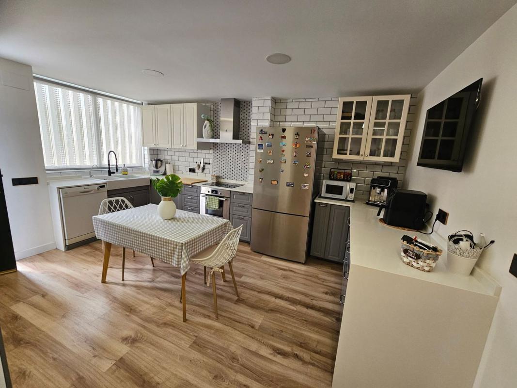 Properties for sale and rent in Spain photo 4