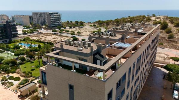 Ático en venta en  Ático en Calle Guadalest, 2, Poble Nou - Montiboli, La Villajoyosa / Vila Joiosa, La Villajoyosa / Vila Joiosa photo 3