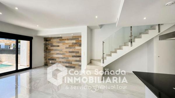 Chalet adosado en Calle Florencia, La Alberca, Polop photo 3