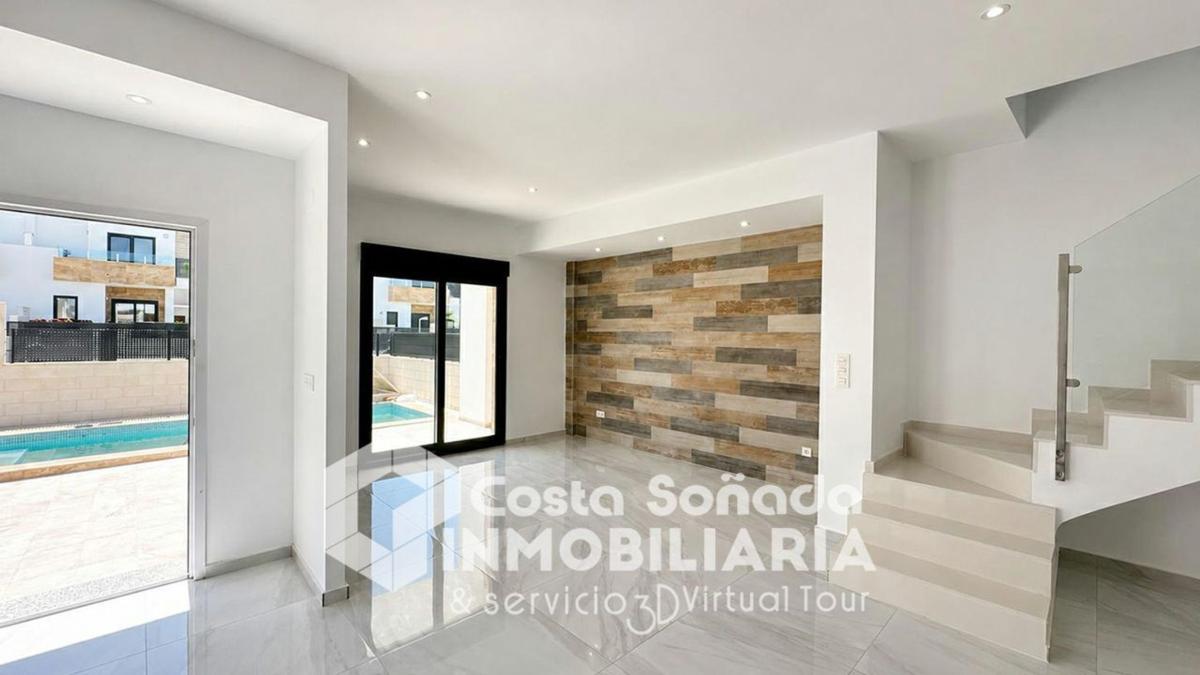 Venta de chalet adosado en  Chalet adosado en Calle Florencia, La Alberca, Polop , Polop photo 4