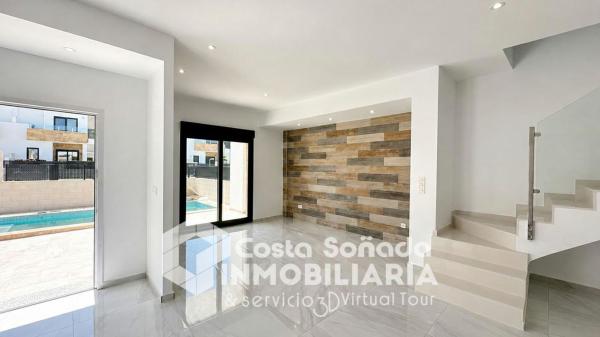Chalet adosado en Calle Florencia, La Alberca, Polop photo 4