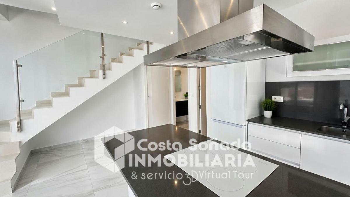 Venta de chalet adosado en  Chalet adosado en Calle Florencia, La Alberca, Polop , Polop photo 5