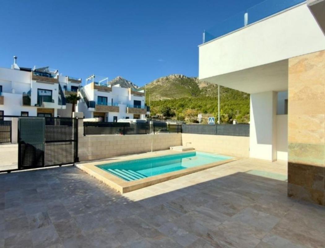 Properties for sale and rent in Spain photo 5