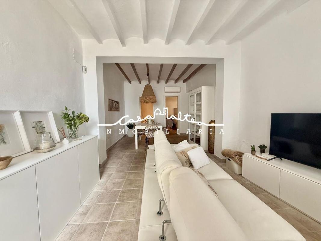 Продажа квартиры на Piso en Altea Pueblo, Altea, Алтея
photo 1