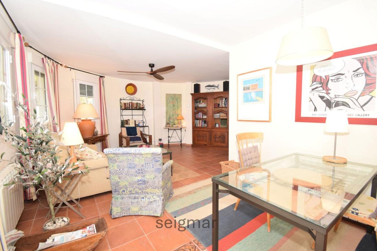 Properties for sale and rent in Spain photo 1