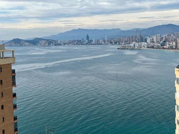 Venta de piso en Piso en Zona Sierra Helada, Benidorm, Benidorm
thumbnail 3