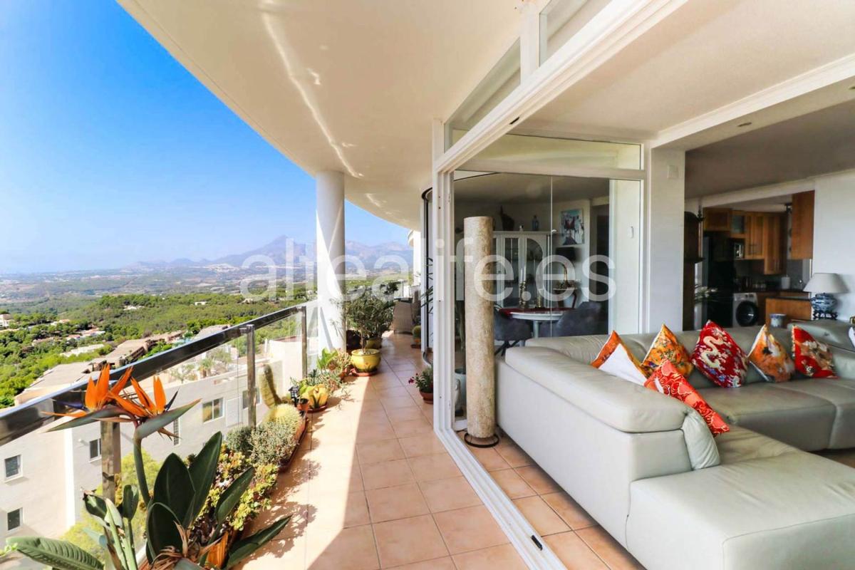 Продажа квартиры на Piso en Calle Media, Altea la Vella, Altea, Алтея
 photo 3