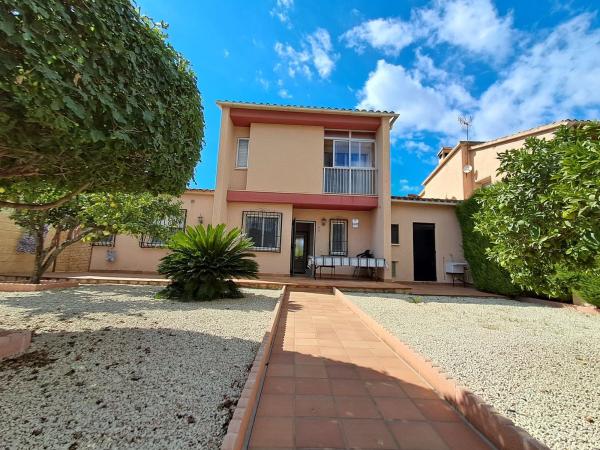 Chalet pareado en Avenida Doctor Severo Ochoa, Zona Rincón Alto, Benidorm photo 2
