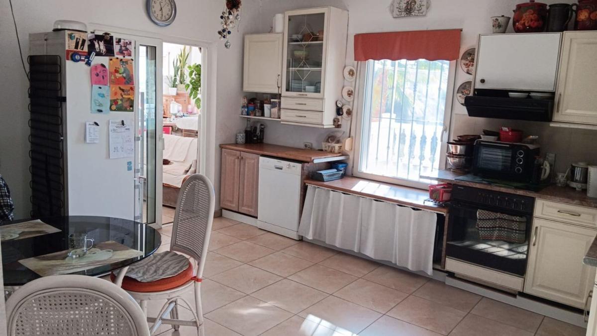 Properties for sale and rent in Spain photo 5