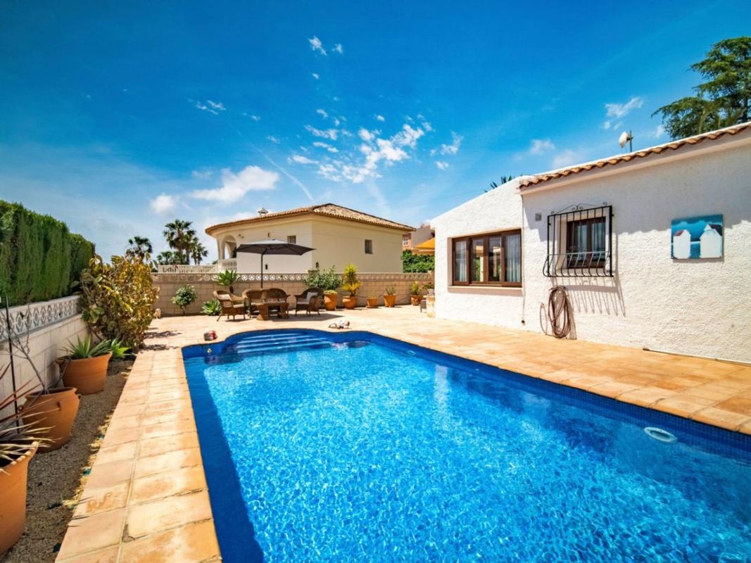 Sale of independent chalet in Casa o chalet en El Tossal-Bello Horizonte, La Nucia, La Nucia
photo 3