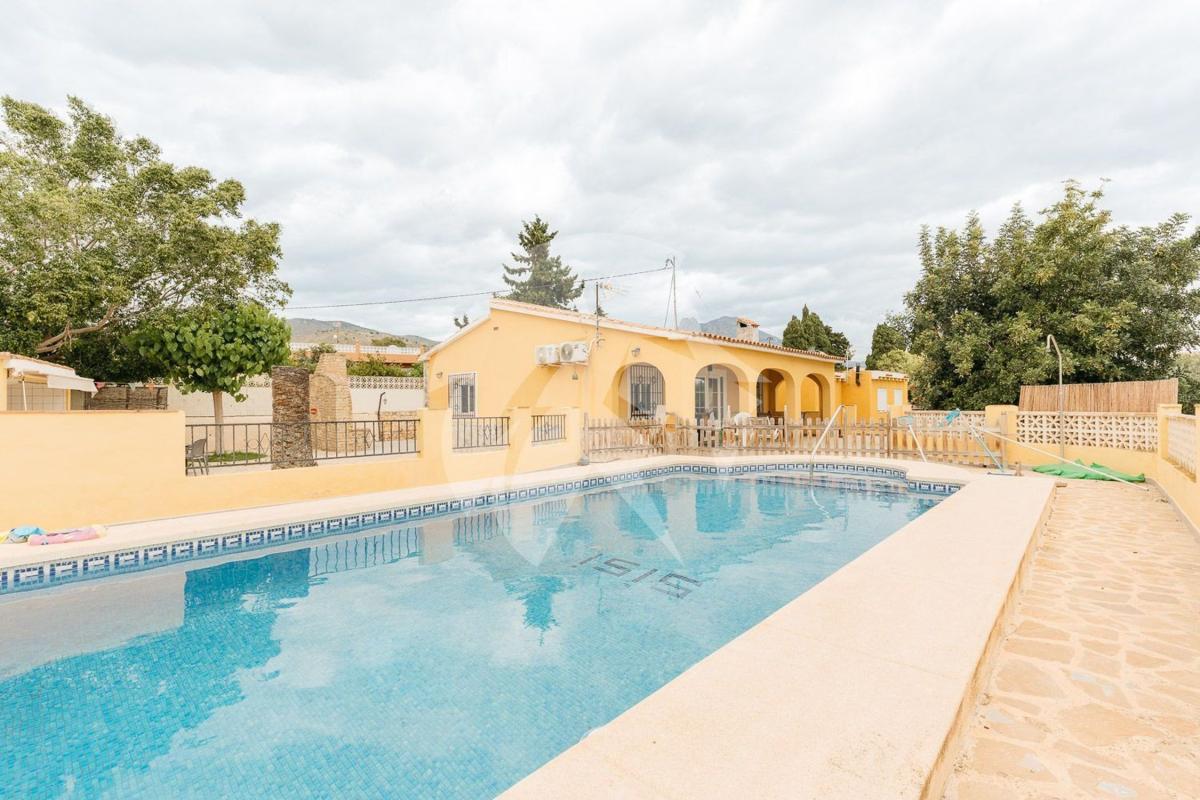 Properties for sale and rent in Spain photo 1