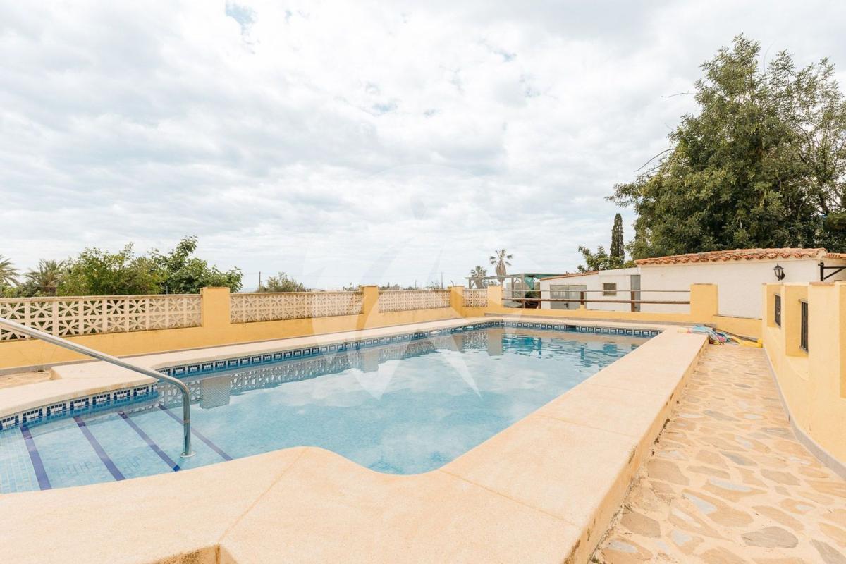Properties for sale and rent in Spain photo 2