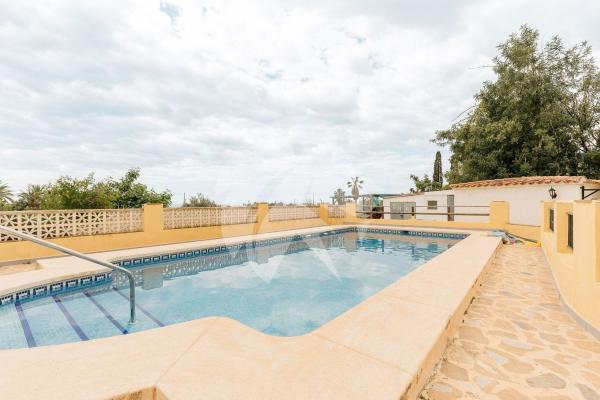 Casa o chalet independiente en Centro Urbano, La Villajoyosa / Vila Joiosa thumbnail 2